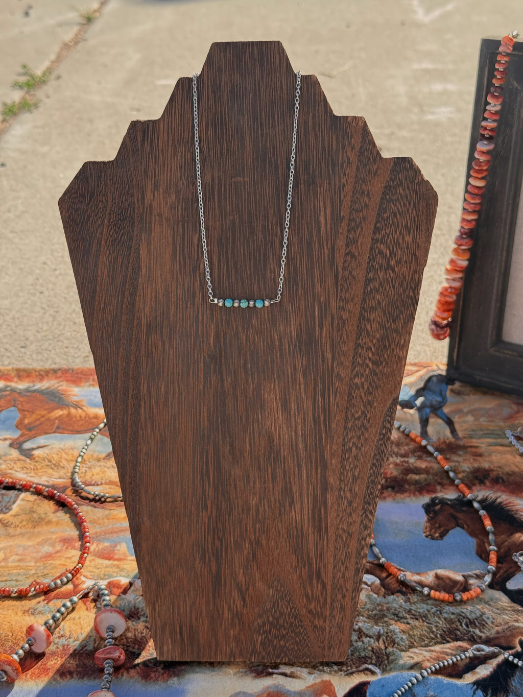 Kingman and Pearls Stacker